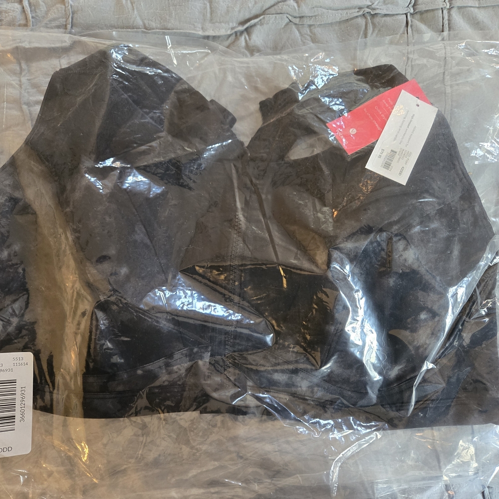 Lane Bryant Max Support Comfort Zip Front Sport Bra - Black - Picture 2 of 2